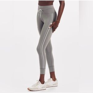 Vuori daily sport leggings